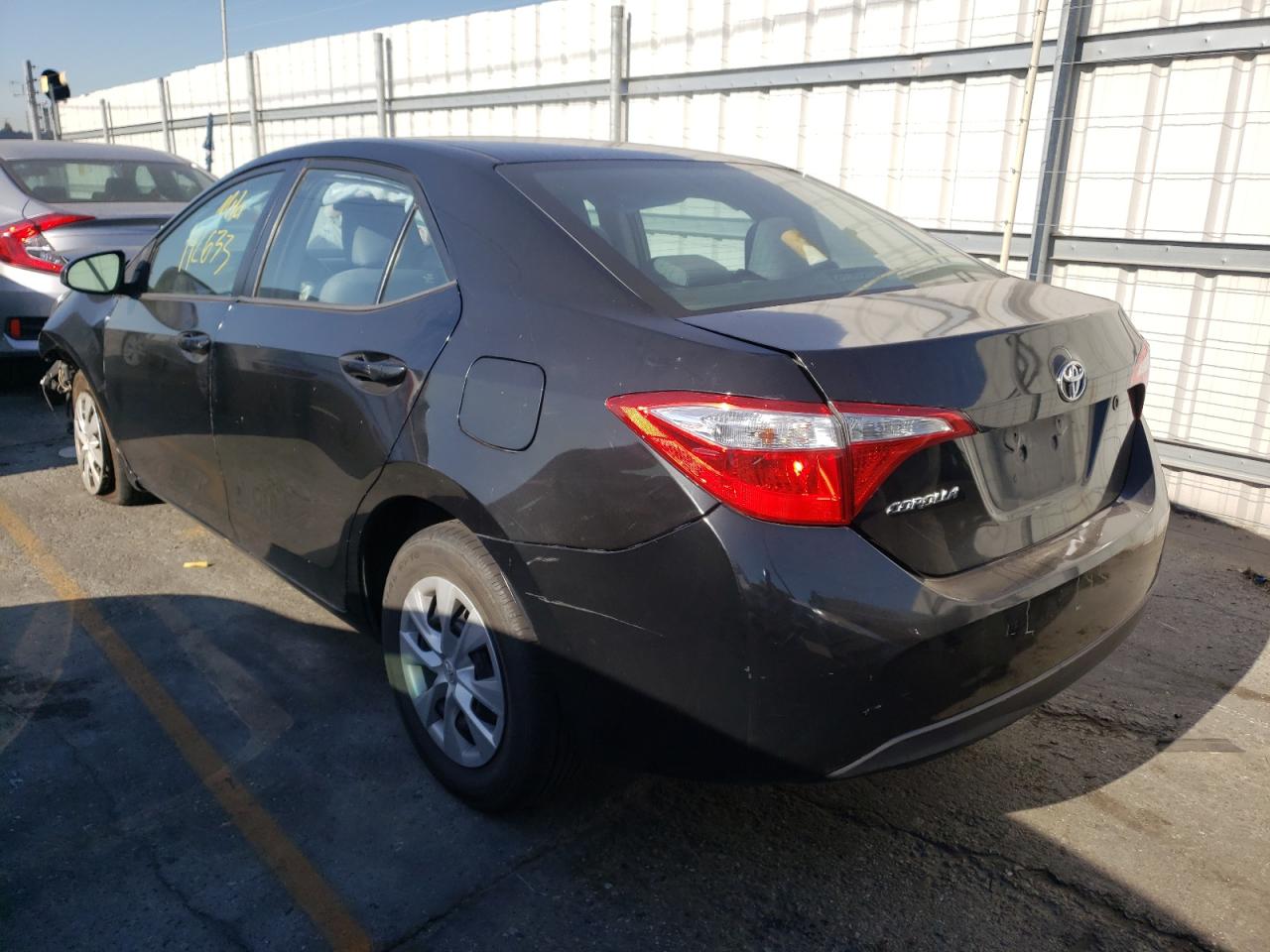 Photo 3 from auction – 2015 TOYOTA COROLLA L with VIN 5YFBURHE4FP332359