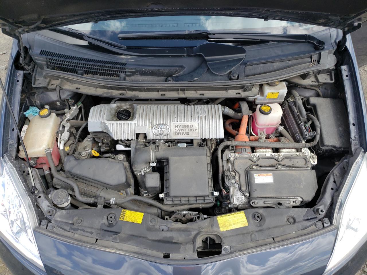 Photo 7 from auction – 2013 TOYOTA PRIUS with VIN JTDKN3DU8D1712927