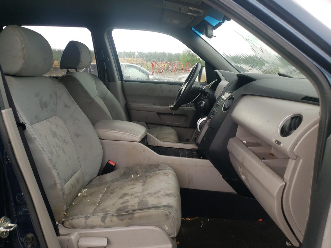 Photo 5 from auction – 2009 HONDA PILOT LX with VIN 5FNYF482X9B038333
