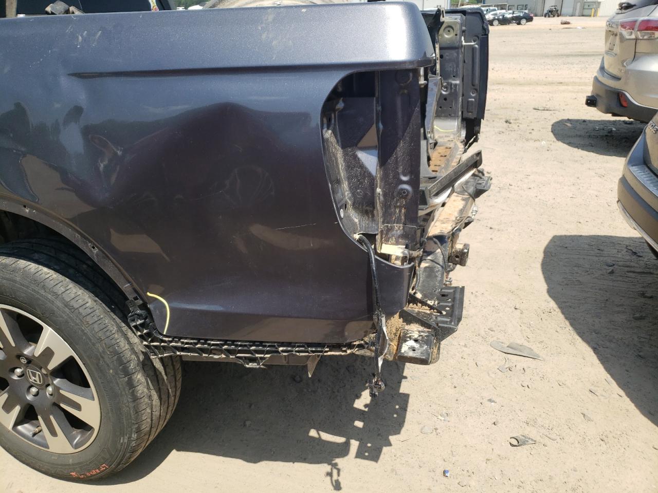 Photo 9 from auction – 2019 HONDA RIDGELINE with VIN 5FPYK3F6XKB034856