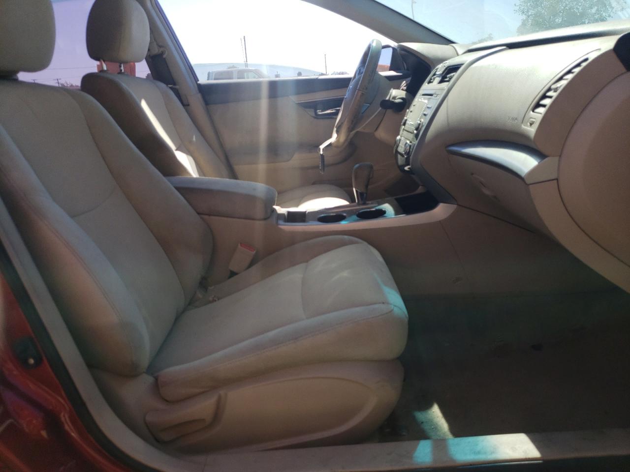 Photo 5 from auction – 2013 NISSAN ALTIMA 2.5 with VIN 1N4AL3AP5DC282462