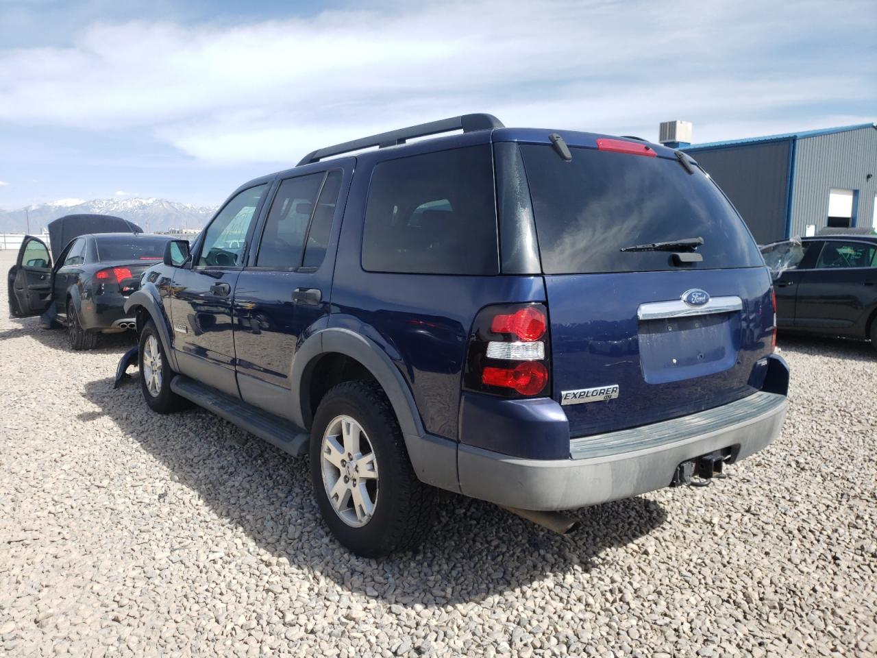 Foto 3 de la subasta – 2006 FORD EXPLORER X con VIN 1FMEU73E96UB22959
