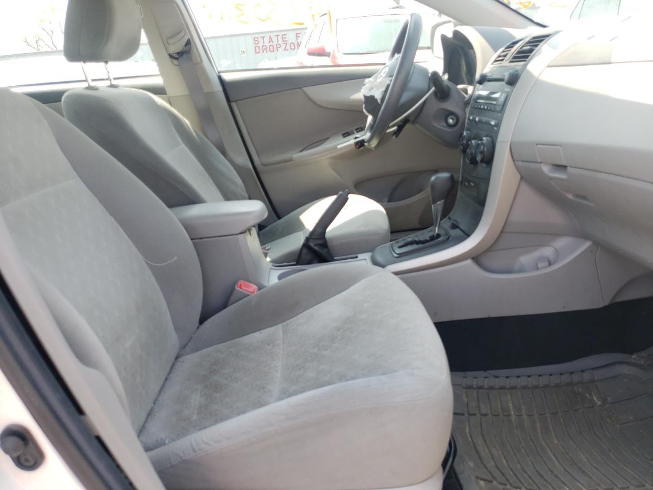 Photo 5 from auction – 2009 TOYOTA COROLLA BA with VIN 1NXBU40E09Z144214