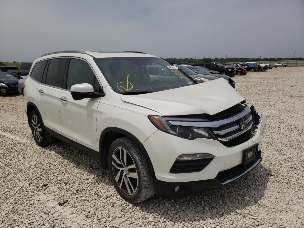 Photo 1 from auction – 2016 HONDA PILOT TOUR with VIN 5FNYF6H95GB062075