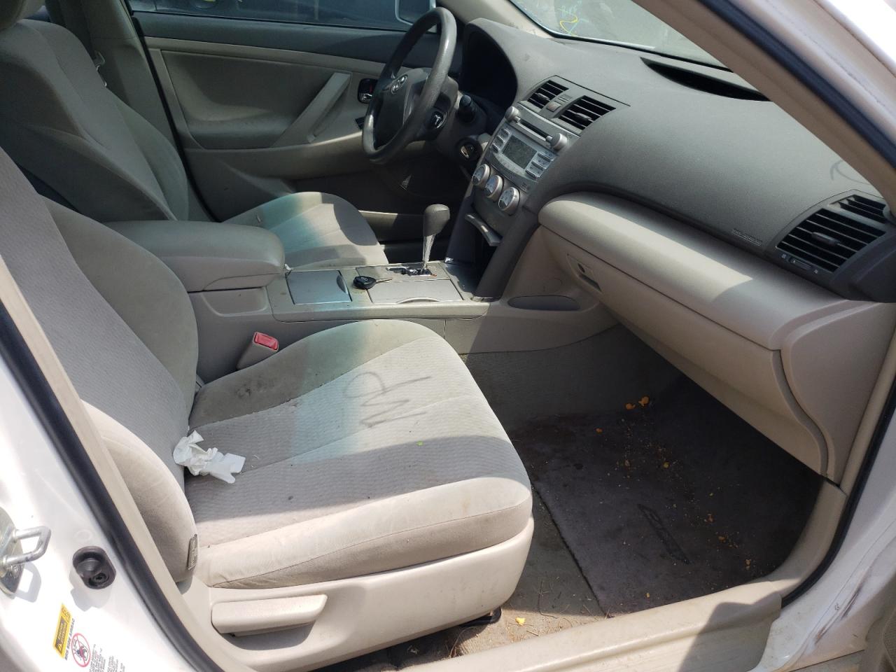 Photo 5 from auction – 2010 TOYOTA CAMRY BASE with VIN 4T4BF3EKXAR073021