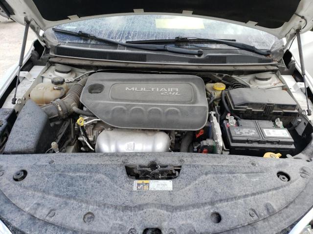 Photo 7 from auction – 2016 CHRYSLER 200 LIMITE with VIN 1C3CCCAB8GN163843