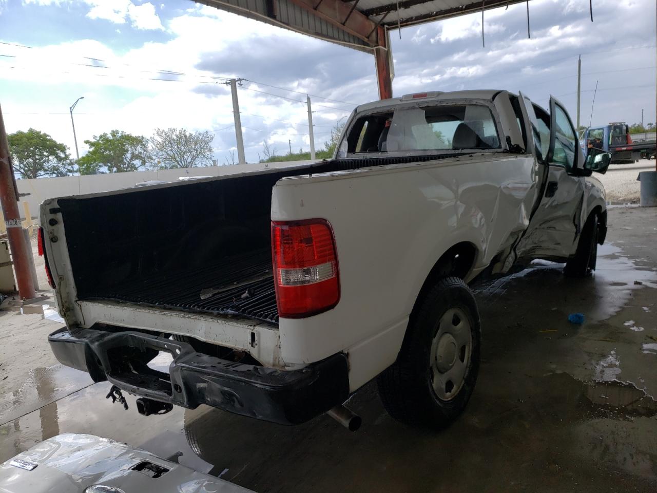 Photo 19 from auction – 2007 FORD F150 with VIN 1FTRF12217NA26520