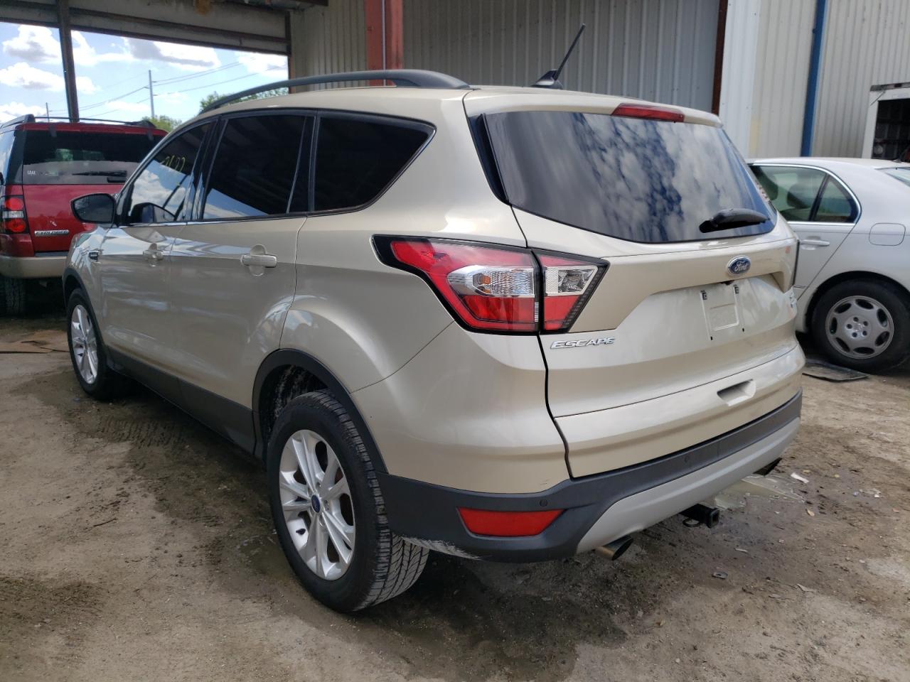 Photo 16 from auction – 2018 FORD ESCAPE SEL with VIN 1FMCU0HD6JUA68768