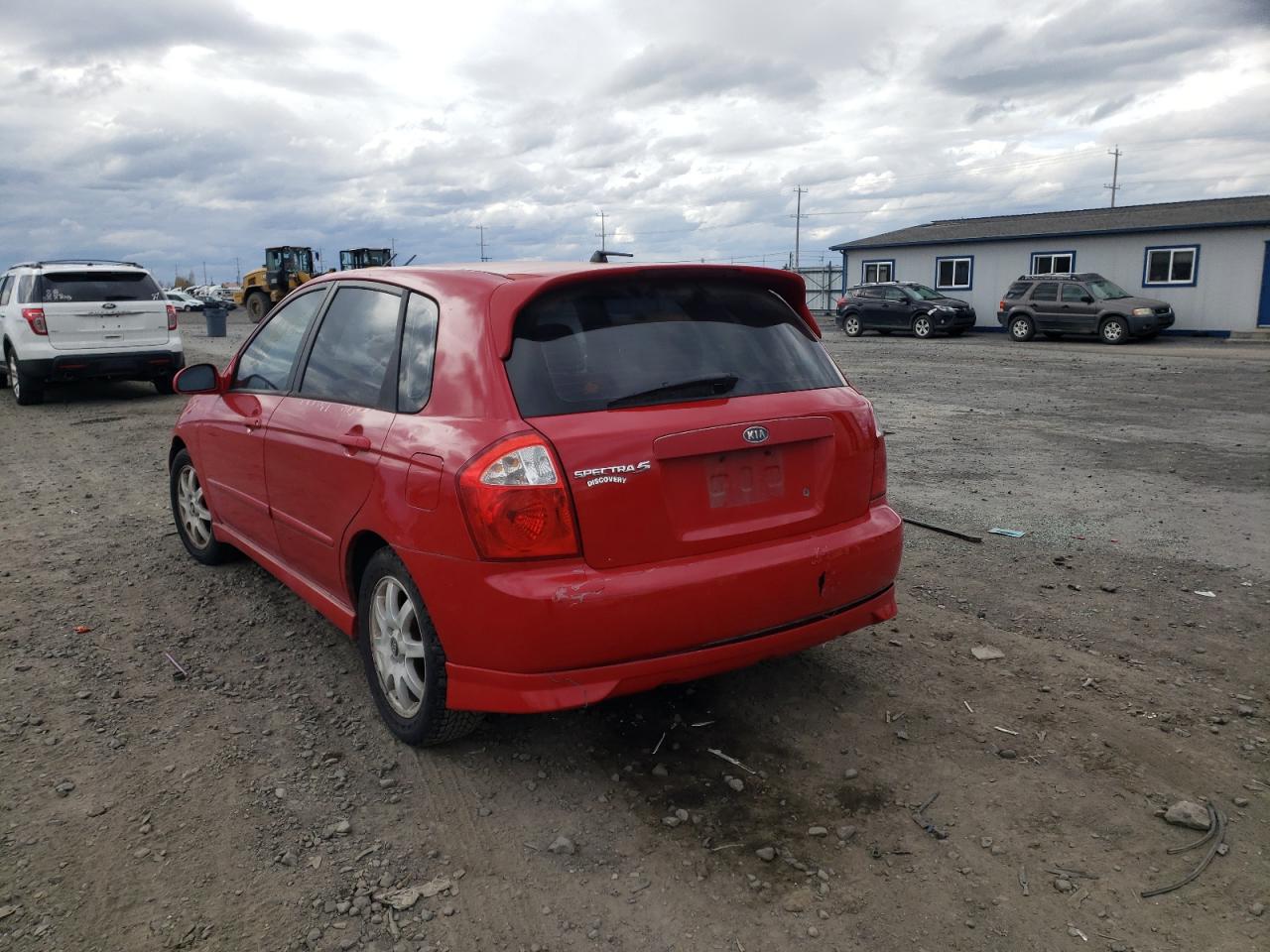 Photo 3 from auction – 2005 KIA SPECTRA5 with VIN KNAFE161455101387