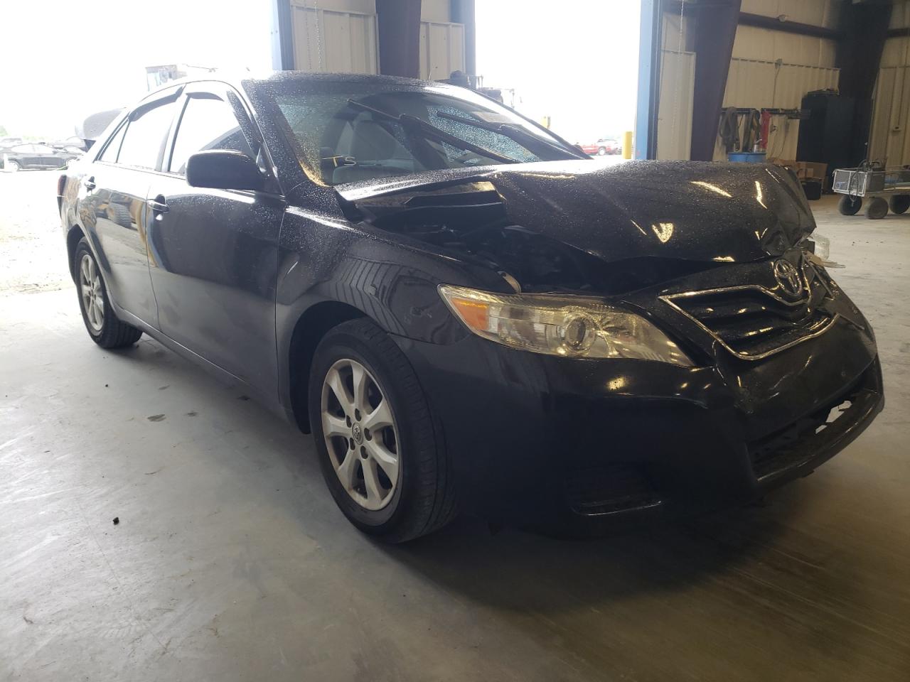 TOYOTA CAMRY BASE 2011 with VIN 4T1BF3EK2BU685306 - Photo from auction