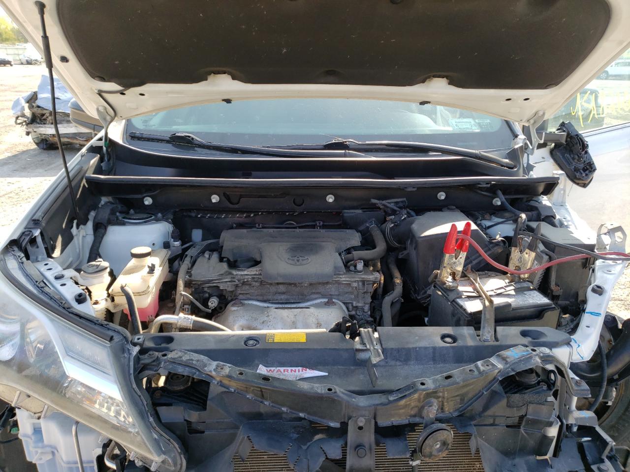 Photo 12 from auction – 2015 TOYOTA RAV4 LE with VIN 2T3BFREV2FW280055