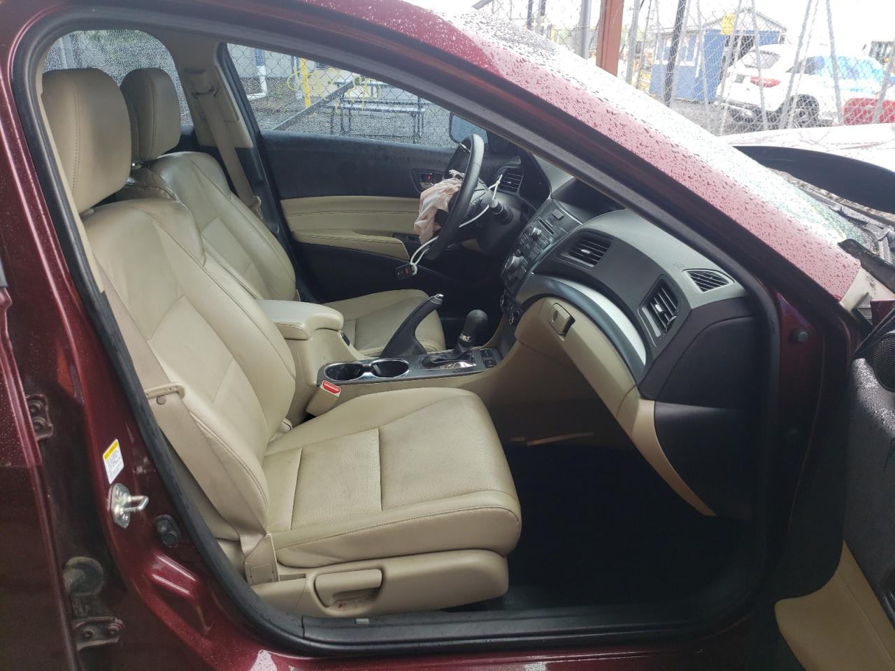 Photo 5 from auction – 2013 ACURA ILX 20 PRE with VIN 19VDE1F59DE013539