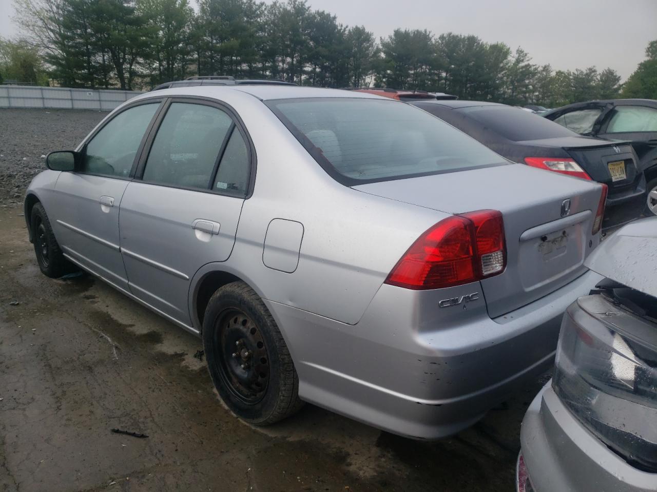 Photo 3 from auction – 2005 HONDA CIVIC LX with VIN 2HGES16565H593232