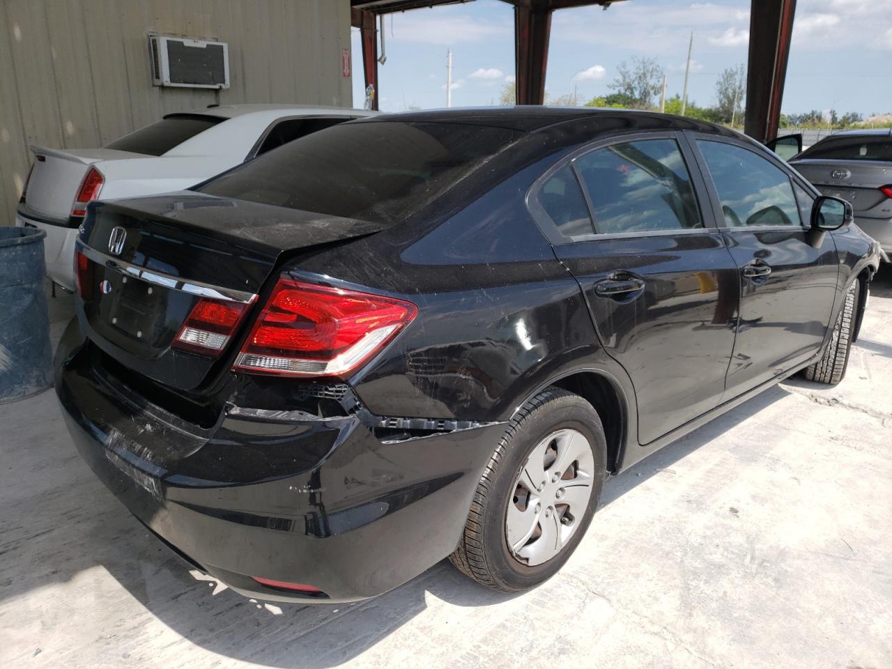 Photo 4 from auction – 2013 HONDA CIVIC LX with VIN 19XFB2F55DE044513
