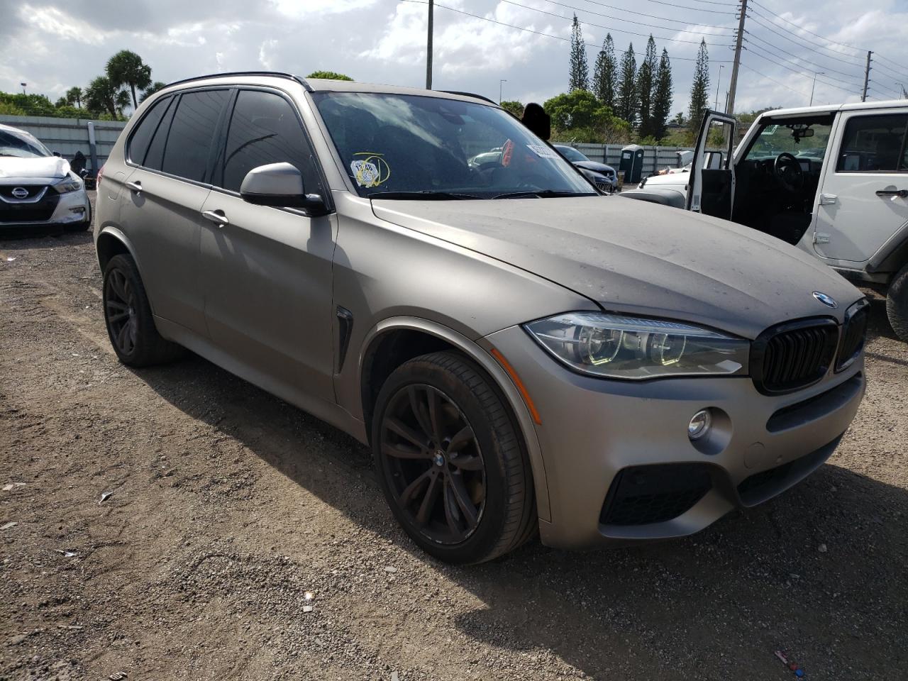 Photo 1 from auction – 2014 BMW X5 XDRIVE5 with VIN 5UXKR6C55E0C02107