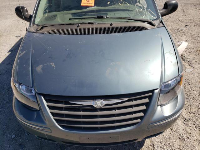 Photo 7 from auction – 2005 CHRYSLER TOWN & COU with VIN 2C8GP64L15R430326