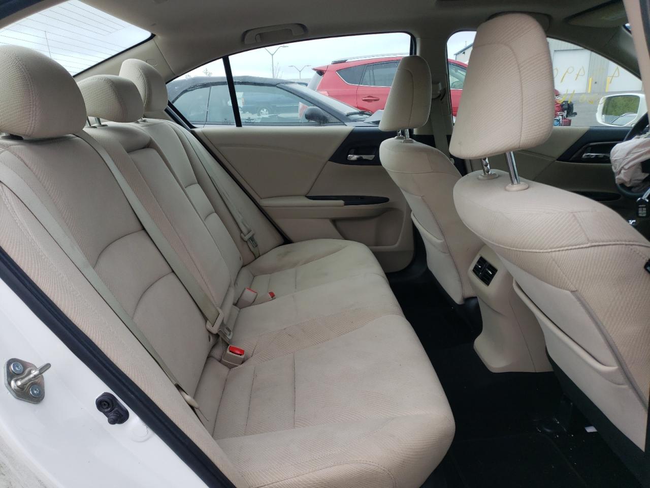 Photo 6 from auction – 2016 HONDA ACCORD EX with VIN 1HGCR2F79GA131985