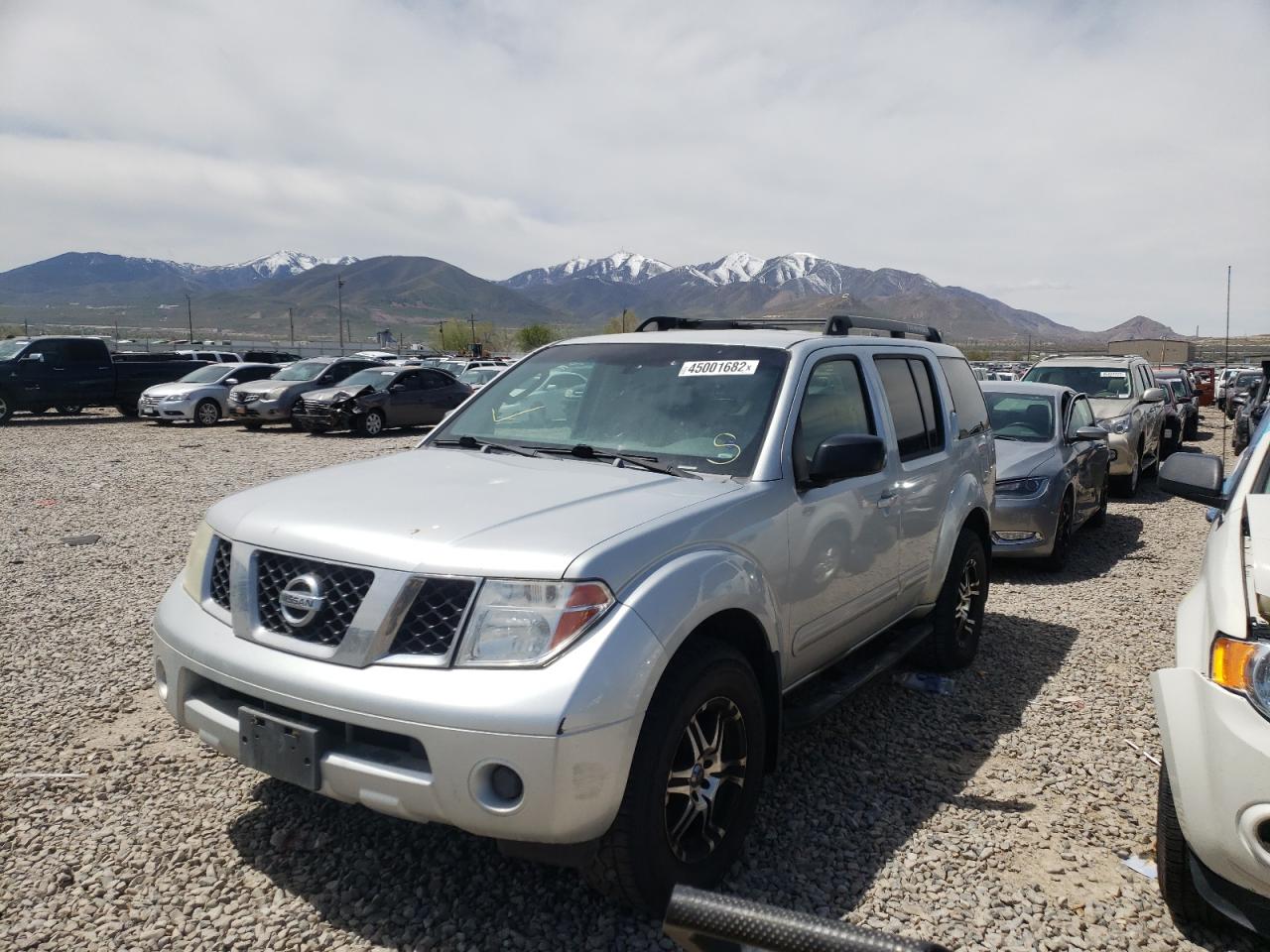Photo 2 from auction – 2007 NISSAN PATHFINDER with VIN 5N1AR18W57C632313