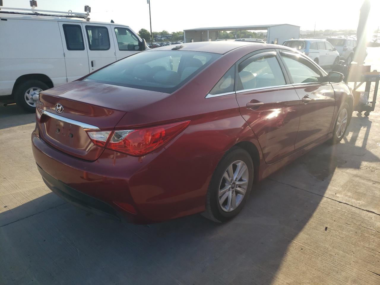 Photo 17 from auction – 2014 HYUNDAI SONATA GLS with VIN 5NPEB4AC9EH925807