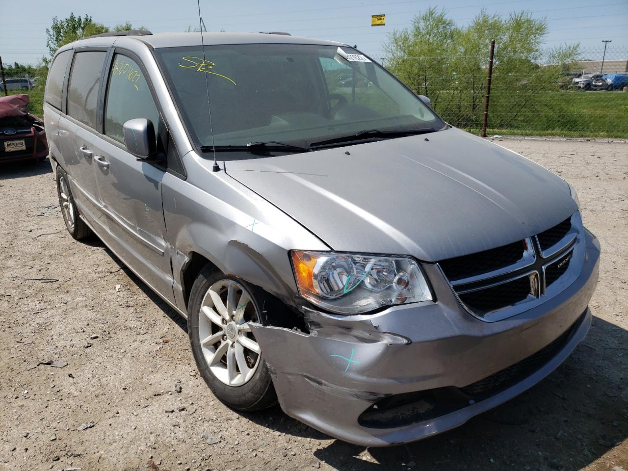 DODGE GRAND CARA 2016 with VIN 2C4RDGCG9GR351468 - Photo from auction