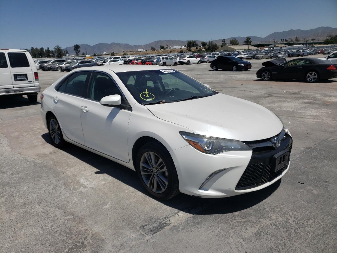 TOYOTA CAMRY LE 2015 with VIN 4T1BF1FK3FU108423 - Photo from auction