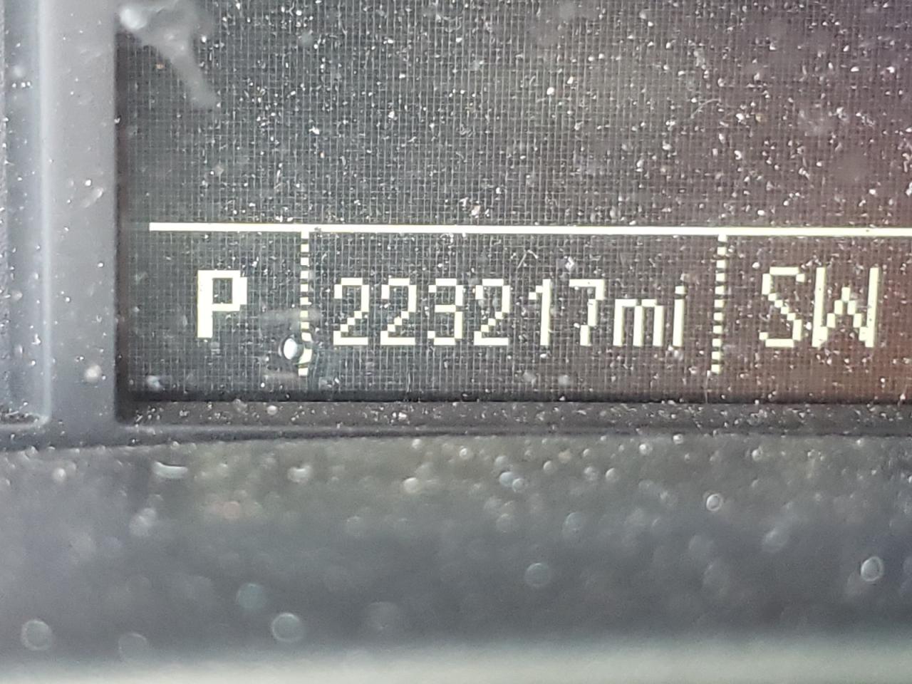 Photo 8 from auction – 2014 CHEVROLET SILVERADO with VIN 1GCRCPEHXEZ291969