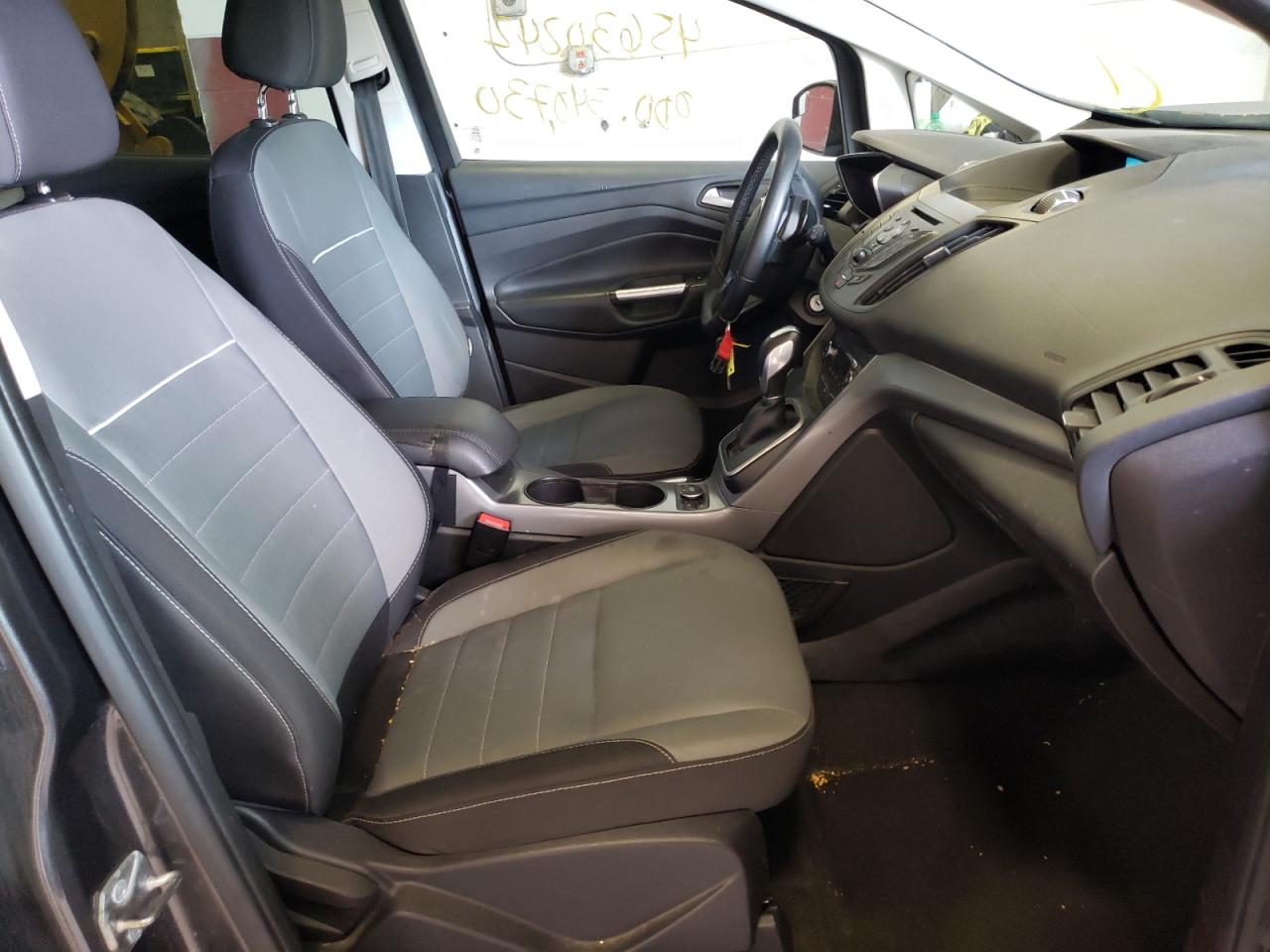 Photo 5 from auction – 2015 FORD C-MAX SE with VIN 1FADP5AU0FL124889