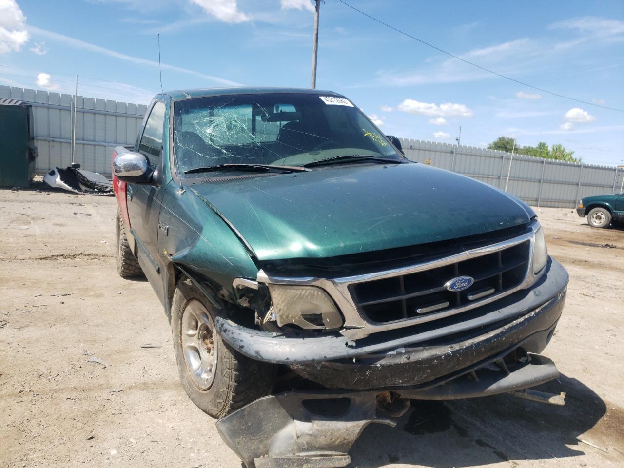 Photo 9 from auction – 2000 FORD F150 with VIN 1FTZF1828YNA58065