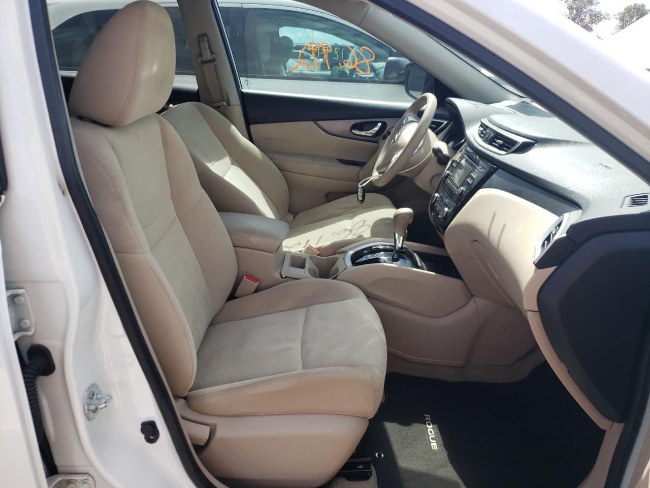 Photo 5 from auction – 2014 NISSAN ROGUE S with VIN KNMAT2MT2FP564518