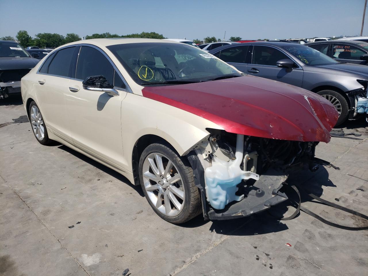 LINCOLN MKZ 2016 مع رقم تعريف المركبة 3LN6L2G98GR627942 - صورة من المزاد