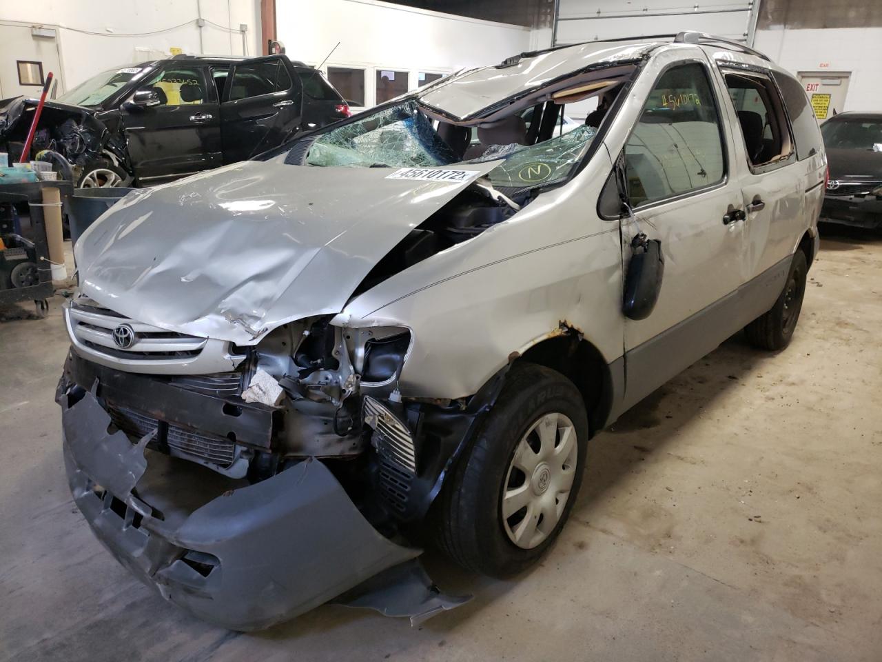 Photo 2 from auction – 2002 TOYOTA SIENNA CE with VIN 4T3ZF19C02U457429