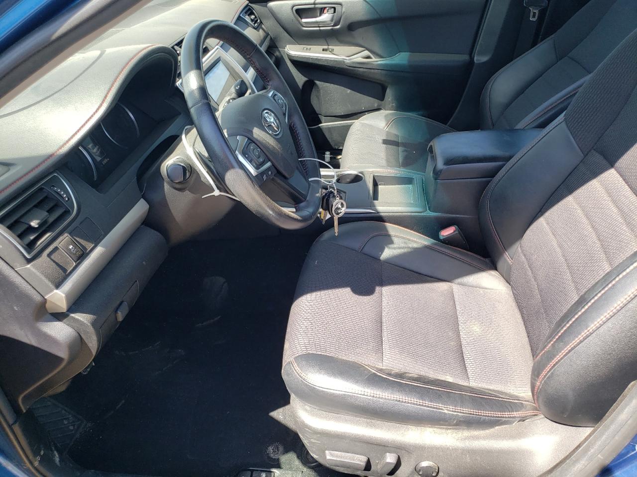 Photo 5 from auction – 2017 TOYOTA CAMRY with VIN 4T1BF1FK6HU747060