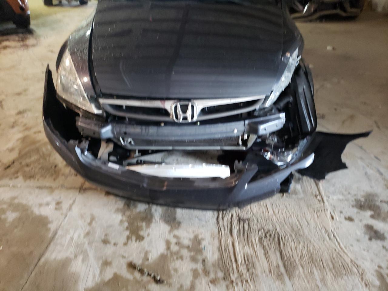 Photo 19 from auction – 2007 HONDA ACCORD EX with VIN 1HGCM56827A005394