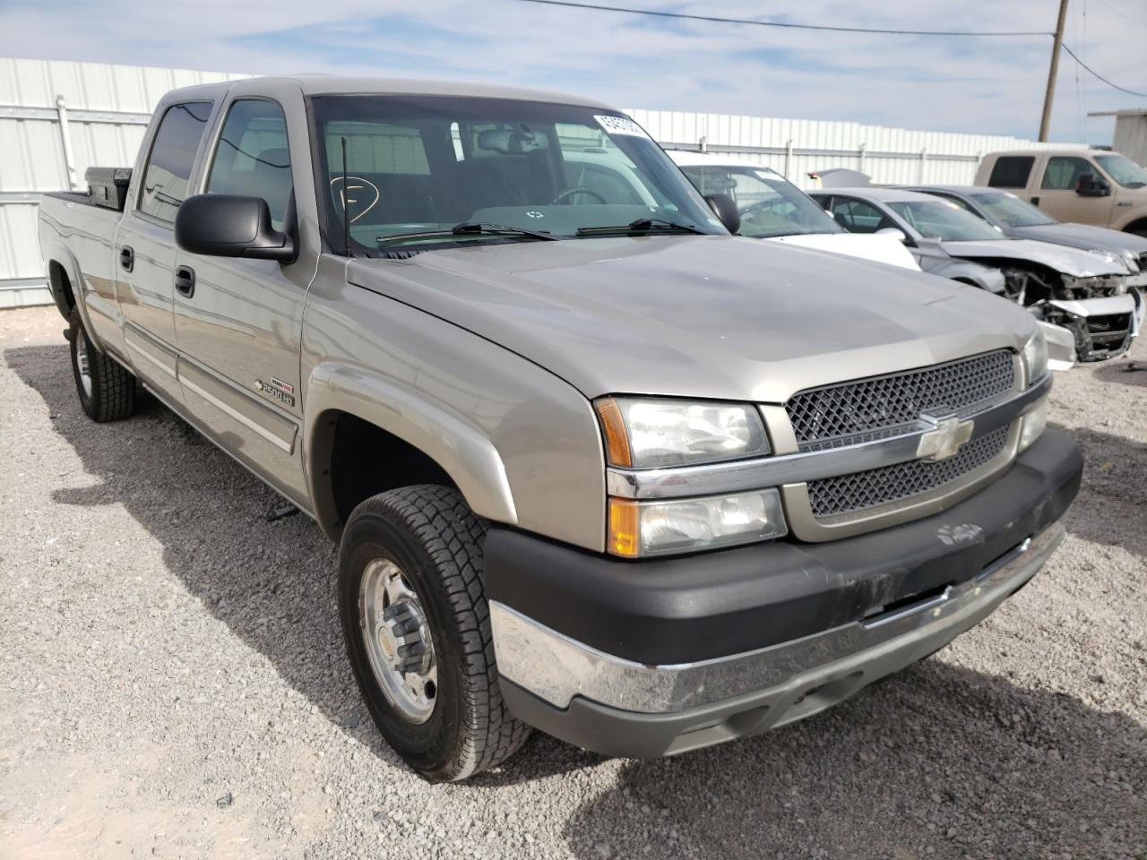 CHEVROLET SILVERADO 2003 with VIN 1GCHK231X3F125862 - Photo from auction