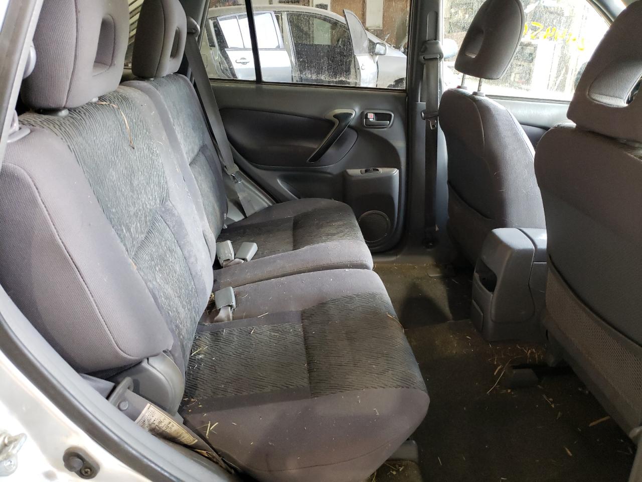 Photo 6 from auction – 2003 TOYOTA RAV4 with VIN JTEGH20V130093173