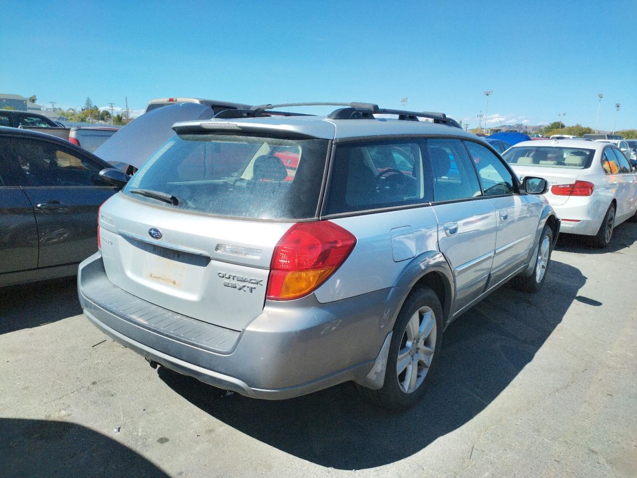Photo 15 from auction – 2006 SUBARU LEGACY OUT with VIN 4S4BP67C464313539
