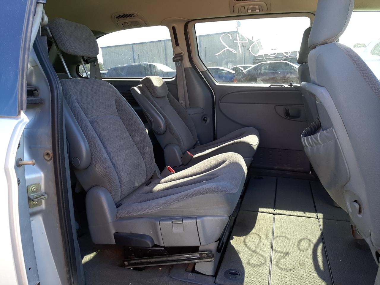 Photo 6 from auction – 2007 DODGE GRAND CARA with VIN 2D4GP44L17R118177