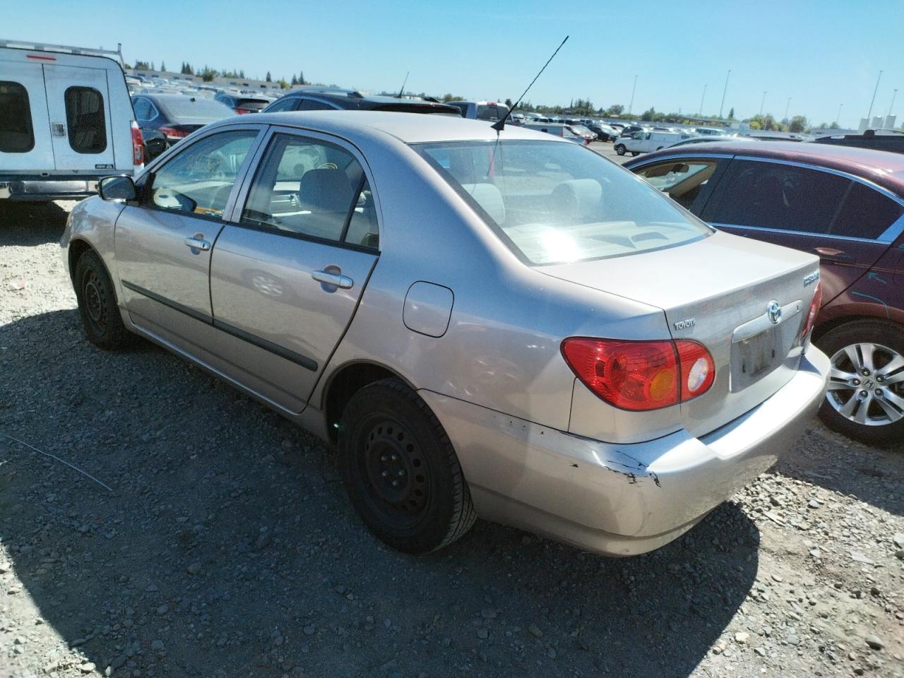 Photo 3 from auction – 2003 TOYOTA COROLLA CE with VIN 1NXBR32E23Z145655