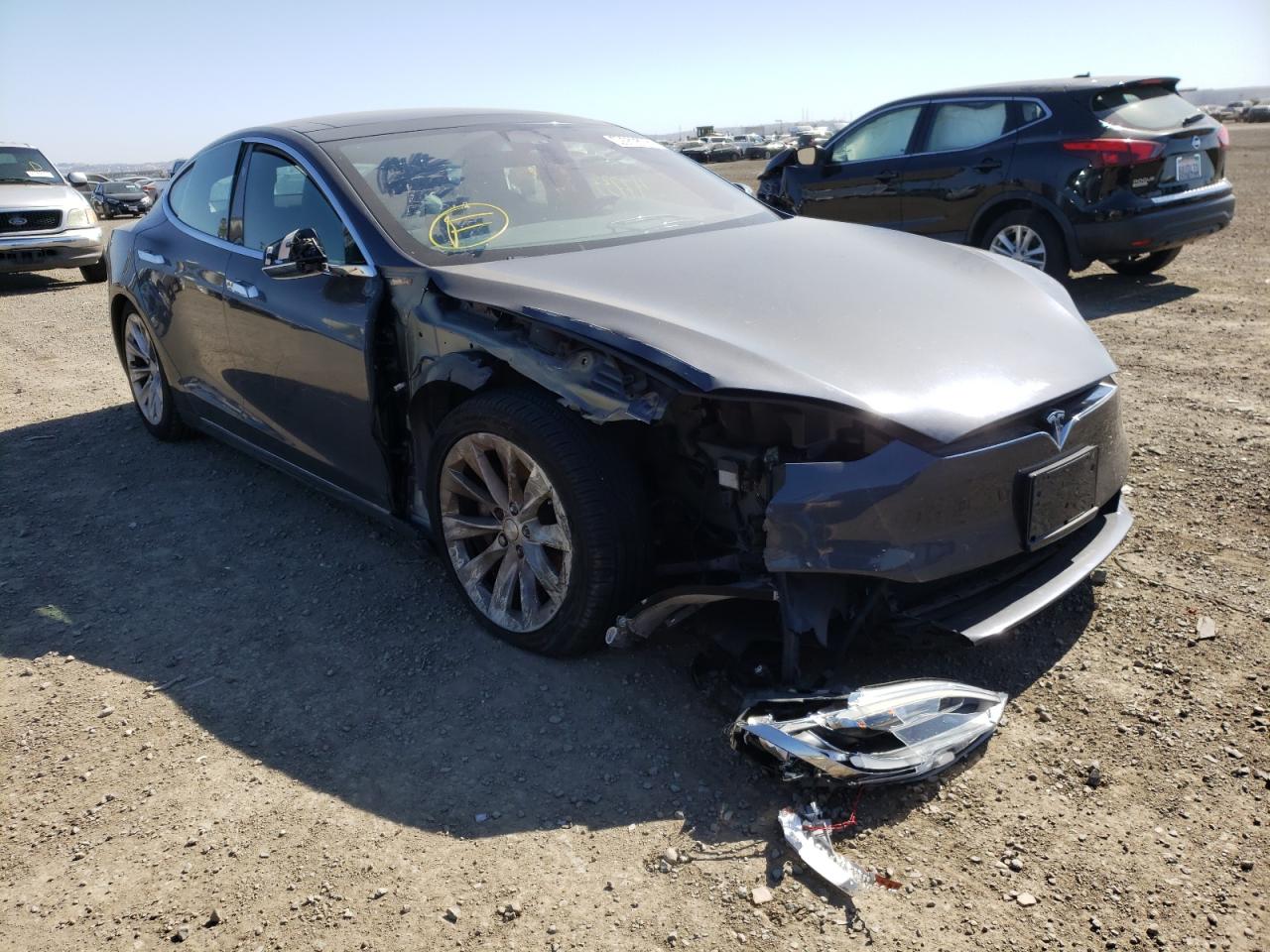 TESLA MODEL S 2016 with VIN 5YJSA1E13GF176226 - Photo from auction