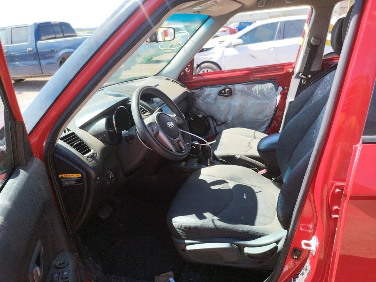 Photo 5 from auction – 2011 KIA SOUL with VIN KNDJT2A26B7304063