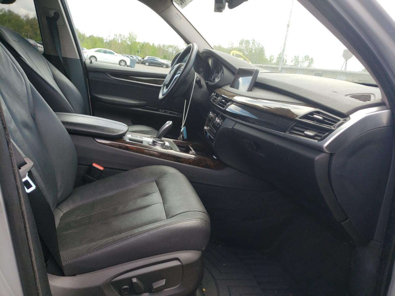 Photo 5 from auction – 2014 BMW X5 XDRIVE3 with VIN 5UXKR0C50E0H20378