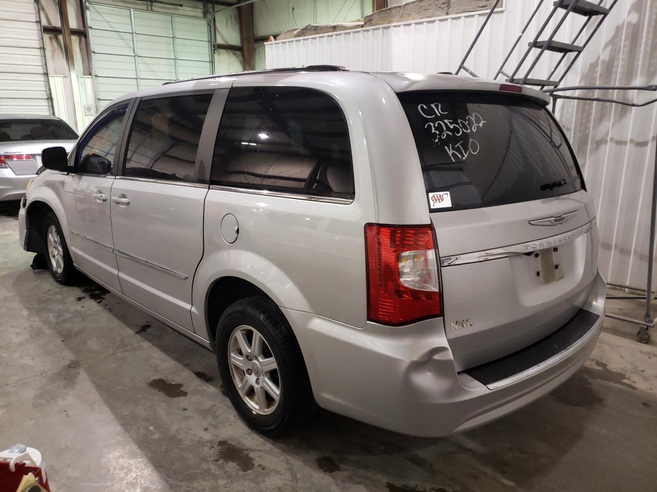 Photo 3 from auction – 2011 CHRYSLER TOWN & COU with VIN 2A4RR5DG8BR607882
