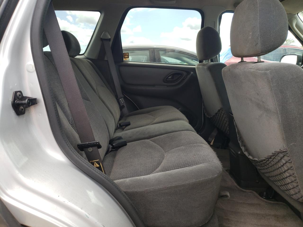 Photo 6 from auction – 2004 MAZDA TRIBUTE LX with VIN 4F2YZ04194KM10270
