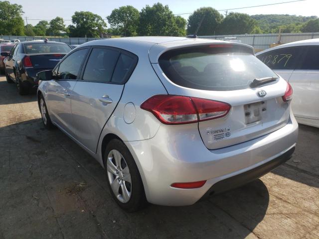Photo 3 from auction – 2016 KIA FORTE LX with VIN KNAFK5A81G5592203