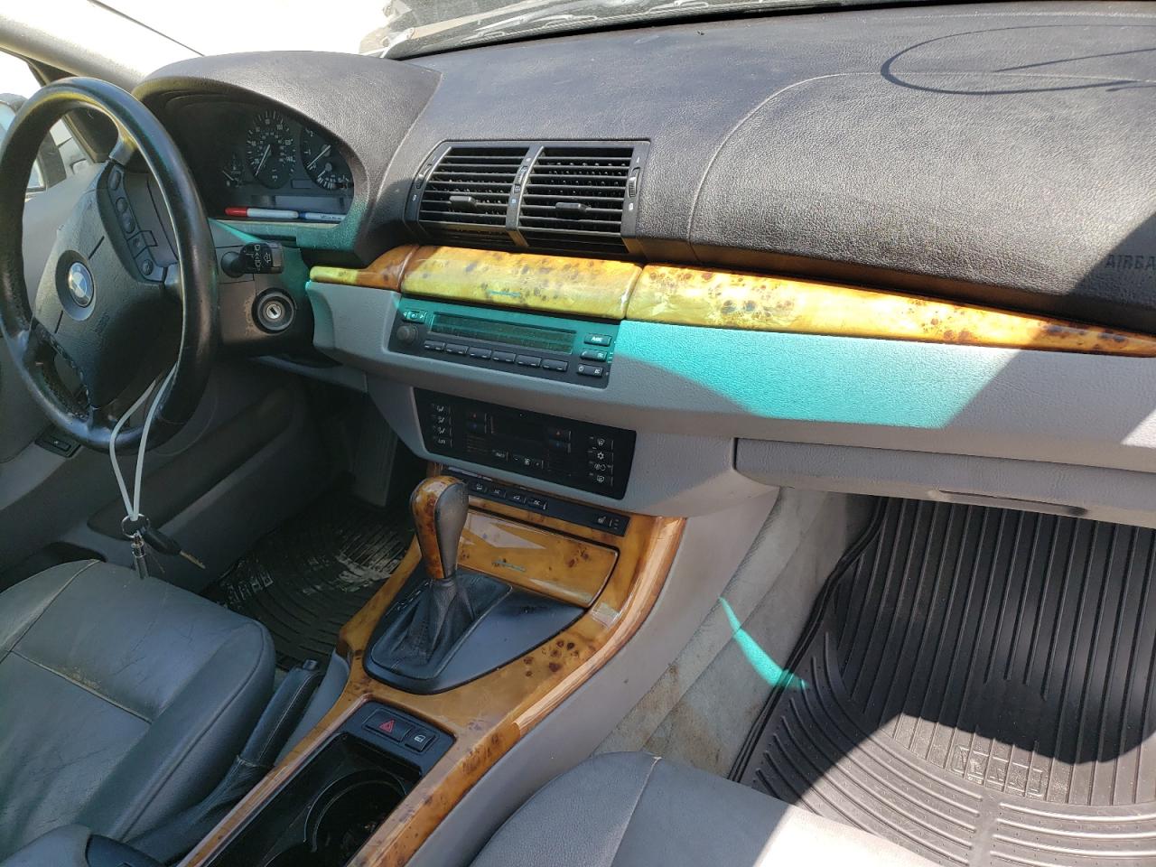 Photo 9 from auction – 2004 BMW X5 3.0I with VIN 5UXFA13514LU20549