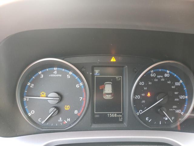 Photo 8 from auction – 2018 TOYOTA RAV4 LE with VIN JTMBFREV9JD240156