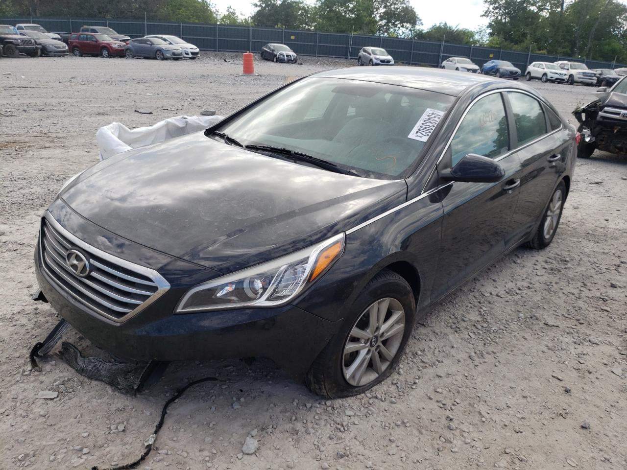 Photo 2 from auction – 2016 HYUNDAI SONATA SE with VIN 5NPE24AF1GH417599
