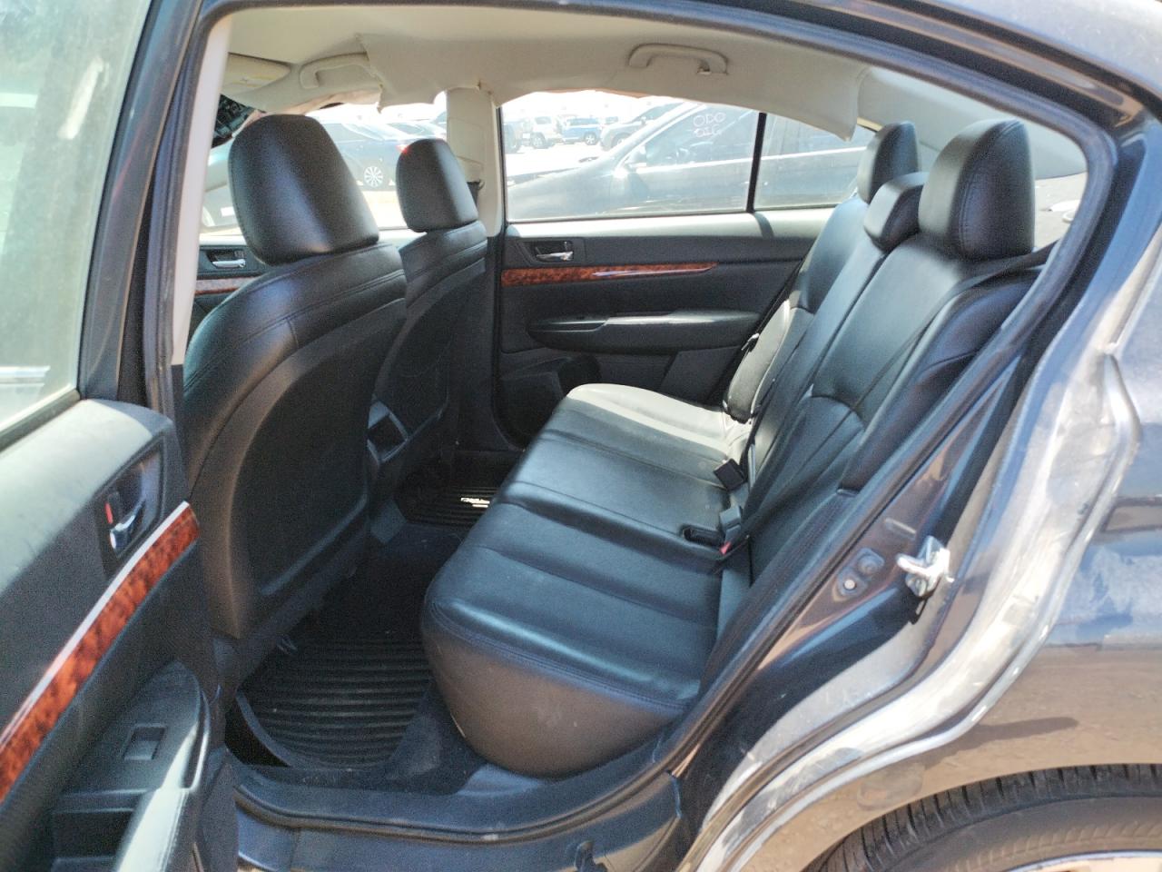 Photo 6 from auction – 2010 SUBARU LEGACY 2.5 with VIN 4S3BMCJ68A3242388