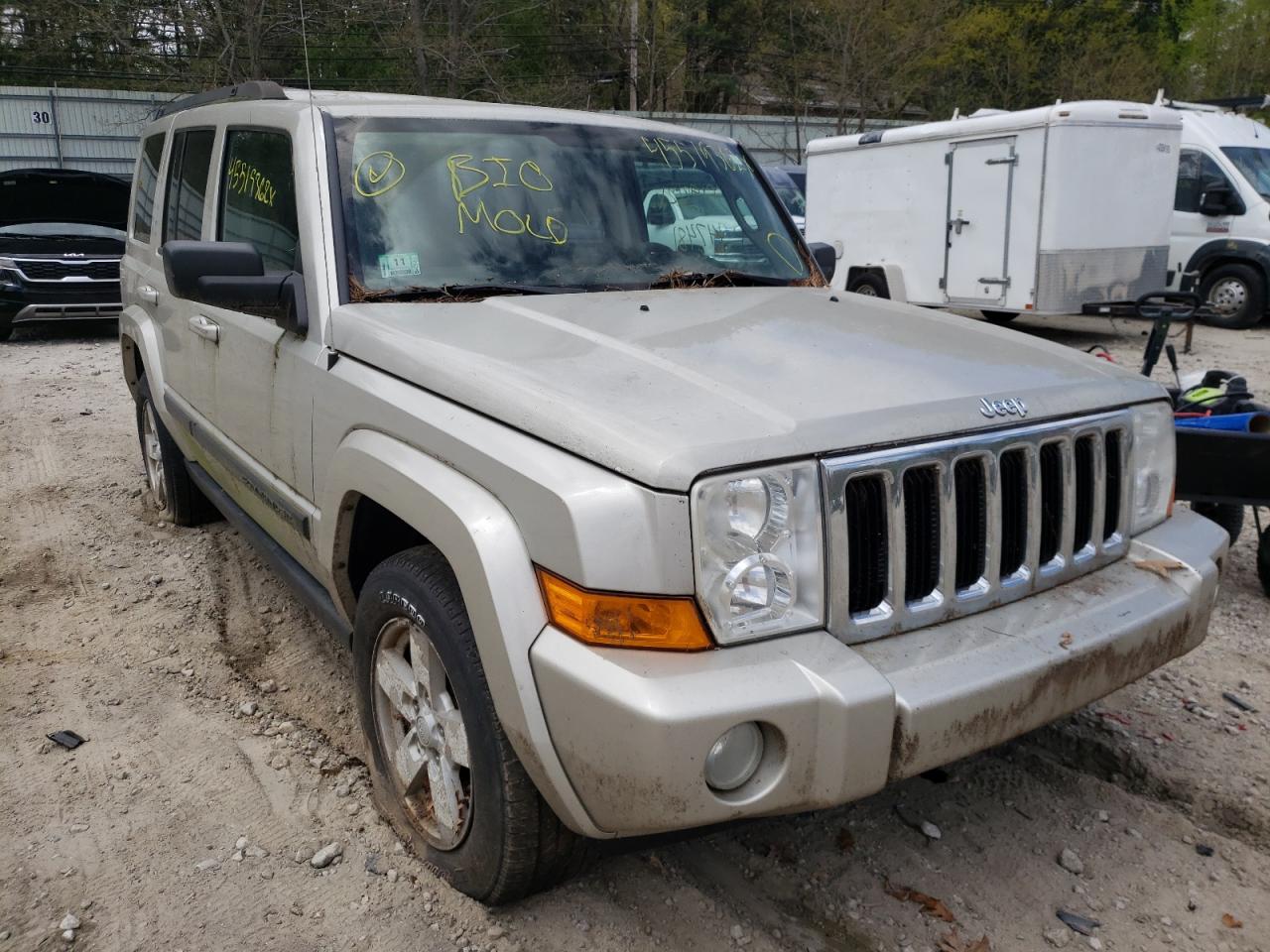 JEEP COMMANDER 2008 with VIN 1J8HG48NX8C213403 - Photo from auction