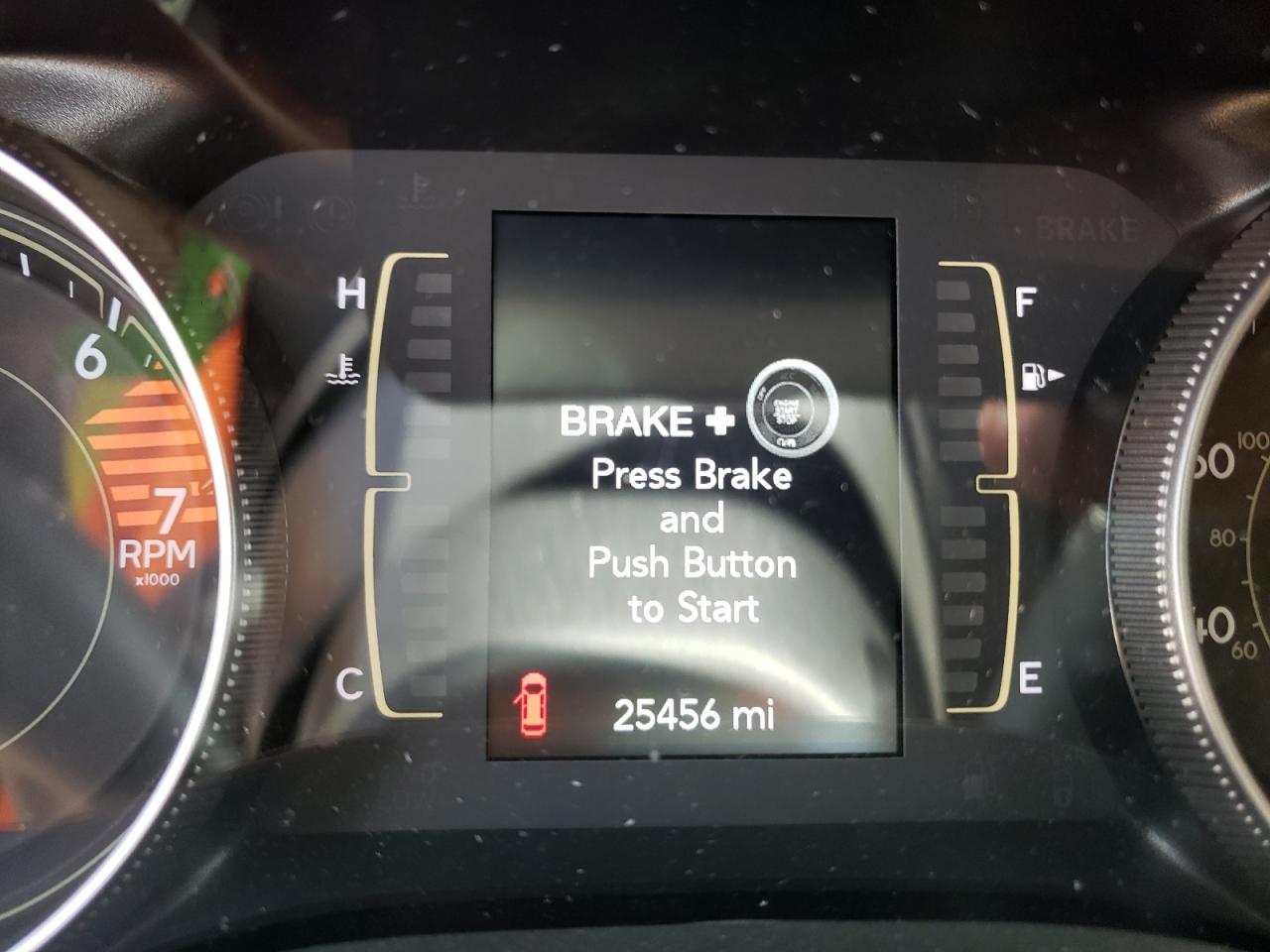 Photo 8 from auction – 2020 JEEP CHEROKEE L with VIN 1C4PJMLB8LD584533